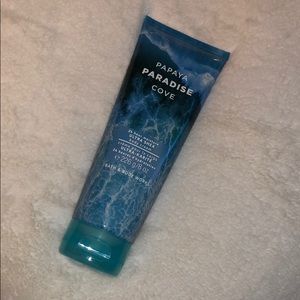 BBW “papaya paradise cove”